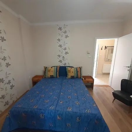 Ferienwohnung Ist Am Plattensee In * שיופוק
